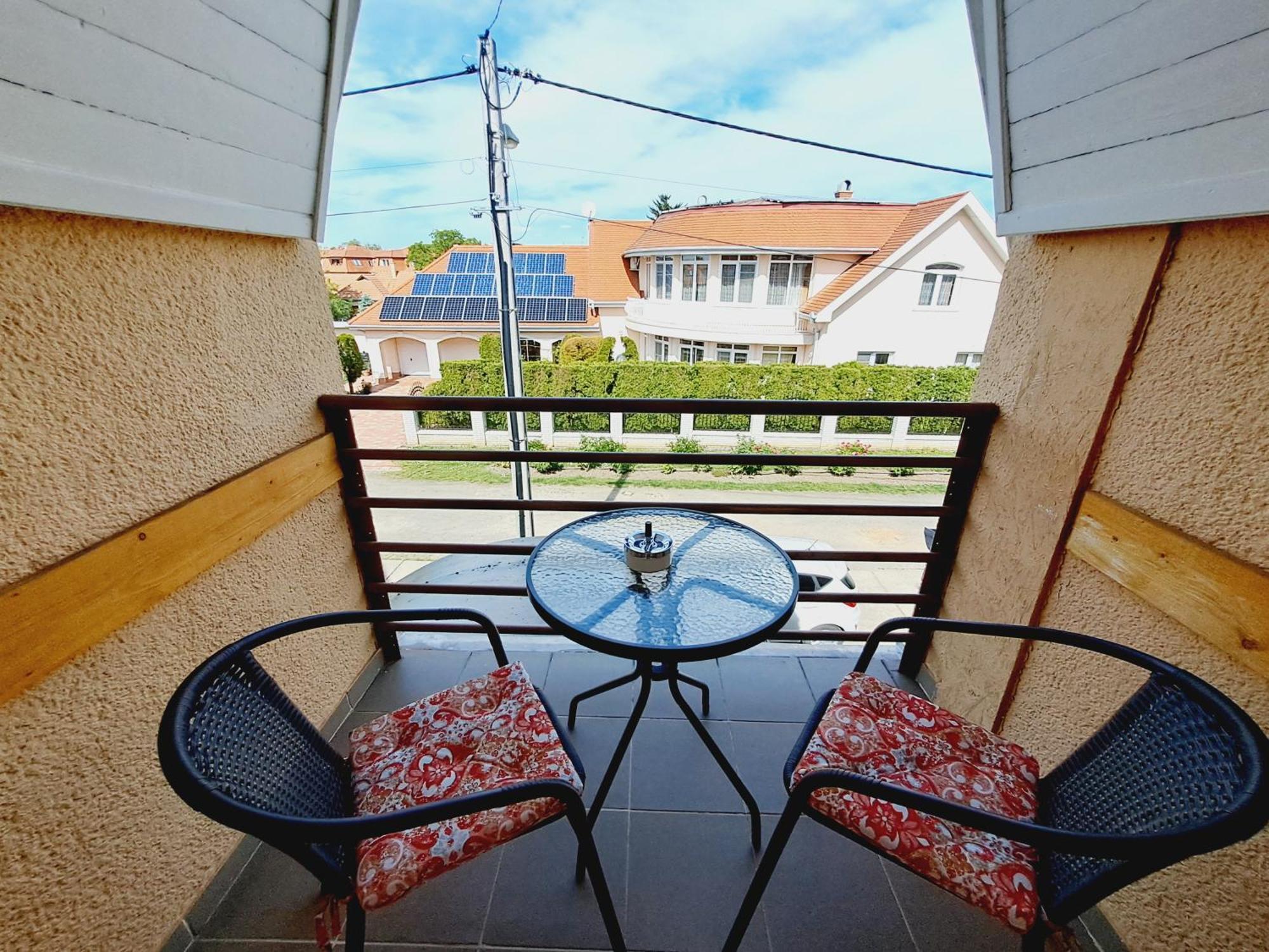 Palma Apartman Hajduszoboszlo Exterior photo